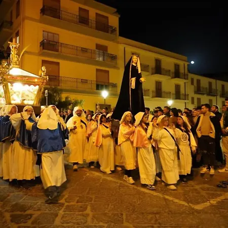 House Piazza Umberto * Cattolica Eraclea